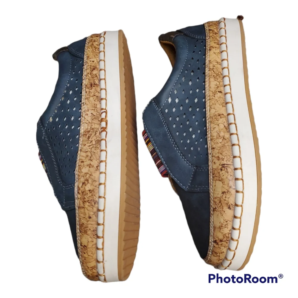 Super Light Weight Slip On - Picture 2 of 4